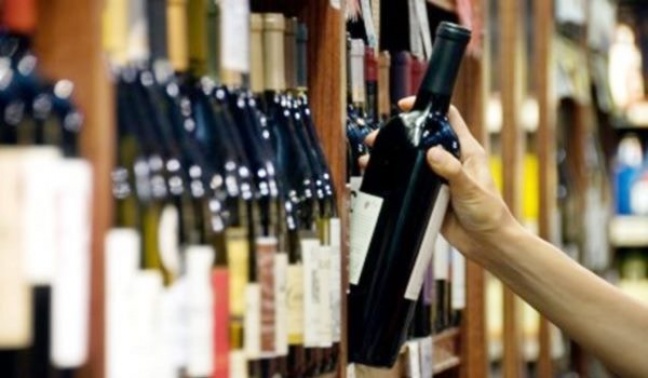Rośnie sprzedaż wina w Polsce, czy to nowa kultura picia?