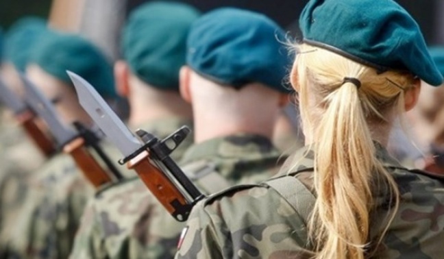 Coraz więcej kobiet w polskiej armii