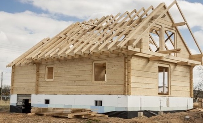 Polacy nie kupują już domów z drewna?