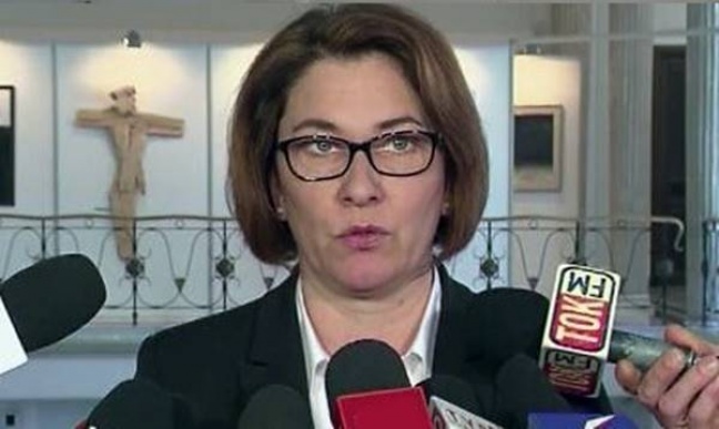 Rzeczniczka PiS broni prezesa i atakuje dziennikarzy