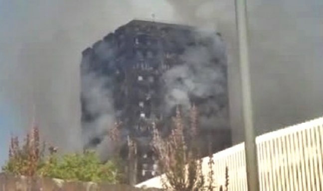 Do 12 osób wzrosła liczba ofiar śmiertelnych pożaru w Londynie.