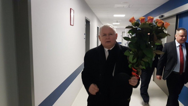 Kaczyński wybrał Walentynki na odwiedziny Szydło