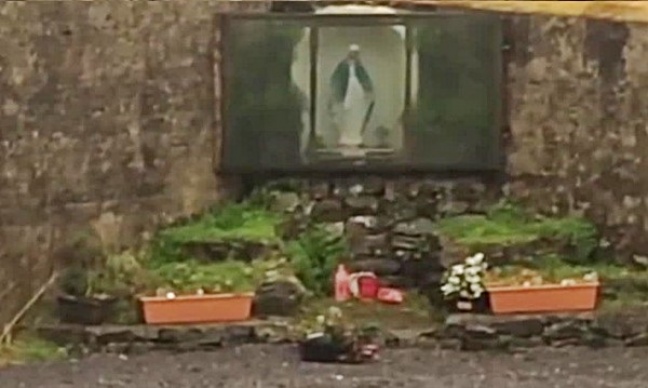 Irlandia: odkryto masowy grób zawierający szczątki kilkuset dzieci