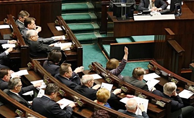 Sejm znowelizował ustawę o zgromadzeniach publicznych