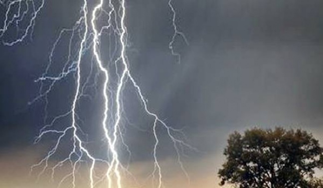 RCB: burze i intensywne opady deszczu w Polsce centralnej i wschodniej