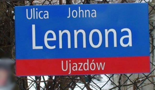 Radny PiS chce zmienić nazwę alejki Johna Lennona