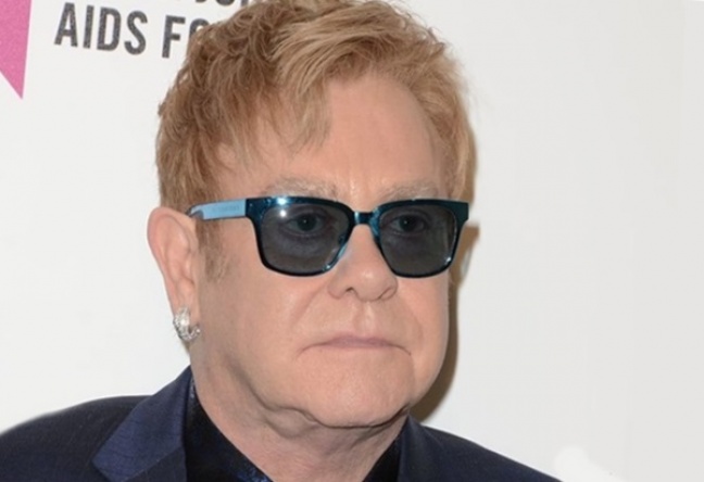 Elton John oskarżony o molestowanie seksualne