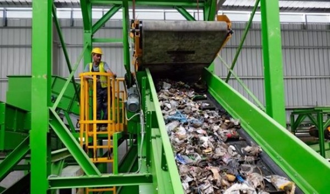 Polskie śmieci nie nadają się do recyklingu, dlatego sprowadzamy z zagranicy