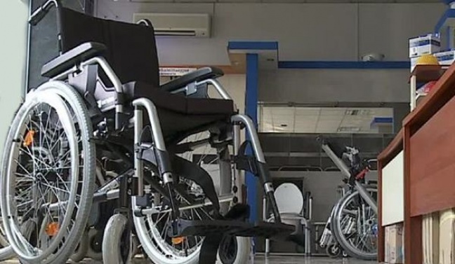 PiS zmienia prawo aby zatrudnianie niepełnosprawnych było mniej opłacalne. 