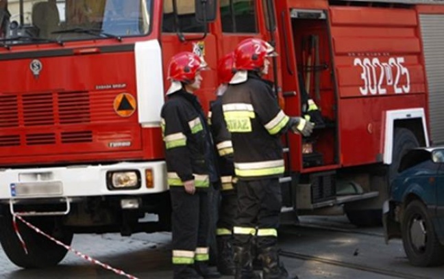 Spłonęły dwa auta campingowe