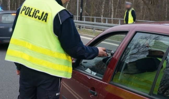 Policja zatrzymała pijanego strażaka