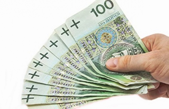 Wiele firm nie wypłaca pensji swoim pracownikom