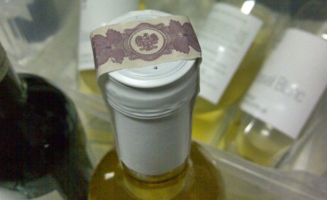 Banderolowanie win importowanych to kłopot dla winiarzy