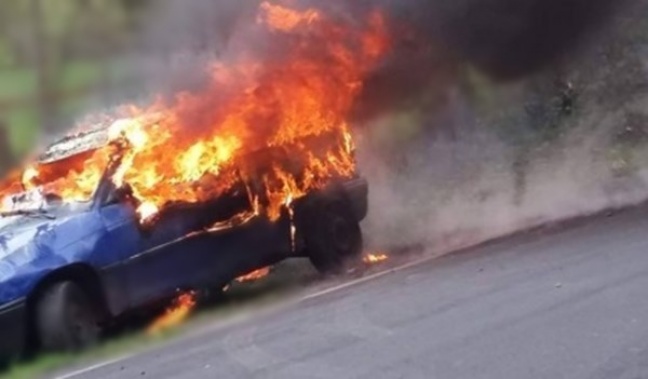 Tragedia na drodze 801. Kobieta spłonęła w aucie.