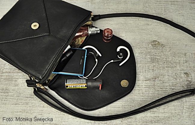 Zawartość kobiecej torebki ma znaczenie!