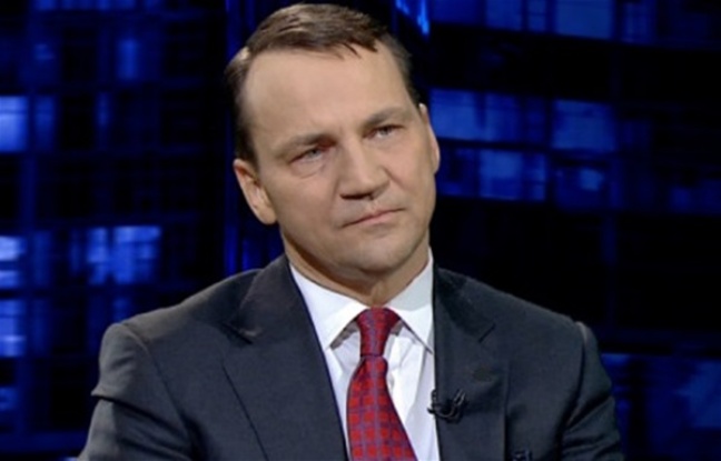 Po wyborach Sikorski pozwolił sobie skomentować drogie posiłki polityków