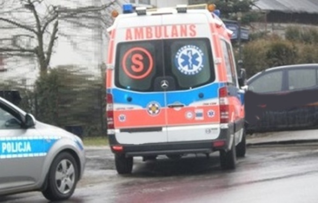 Medycy z karetki pogotowia zatrzymali pijanego kierowcę