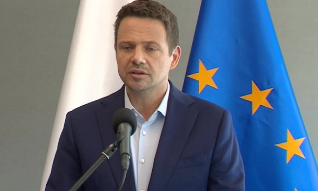 Trzaskowski: Jestem przeciwny adopcji dzieci przez pary jednopłciowe