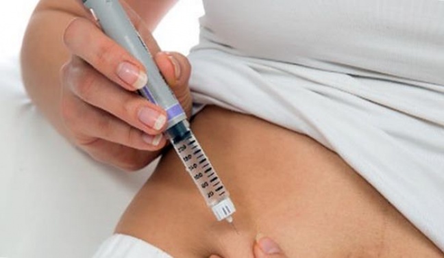 Chciała popełnić samobójstwo wstrzykując sobie dużą dawkę insuliny