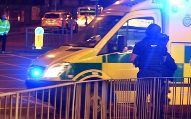 Zamach po koncercie w Manchesterze