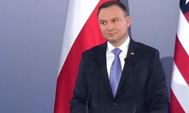 Duda odpowiada o czym w USA rozmawiał z Tuskiem