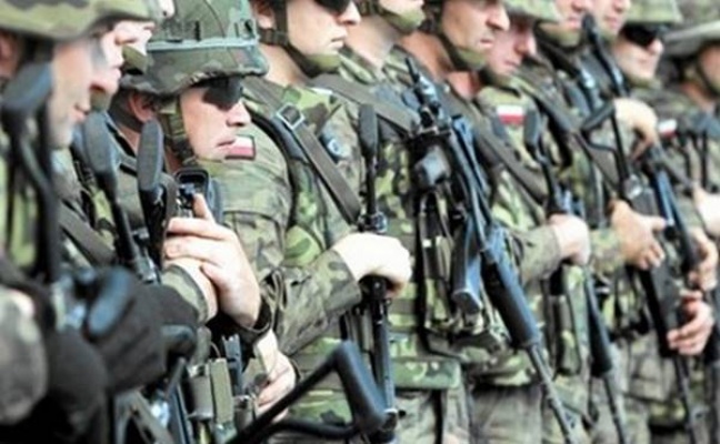 W poszukiwaniu szeregowca za 2,5 tys. zł na rękę