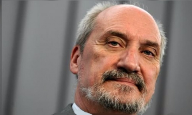 &quot;Macierewiczofobia&quot; czy &quot;500 + karabin&quot; ? 