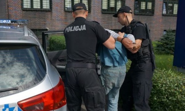 Myślał, że umówił się na spotkanie z dziewczynką i wpadł w ręce policji