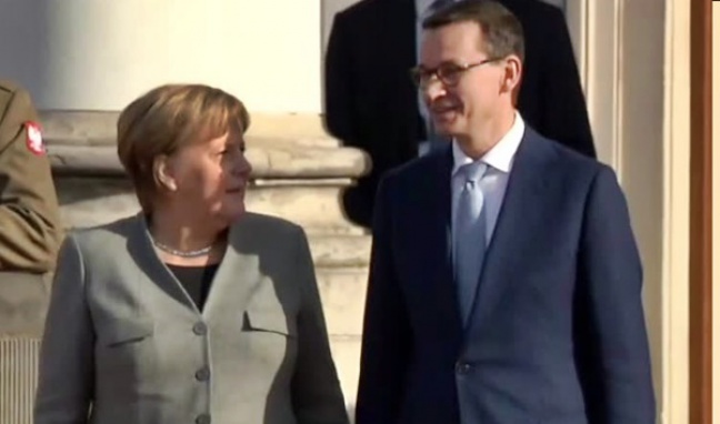 Angela Merkel w Warszawie. Premier powitał kanclerz Niemiec w Belwederze