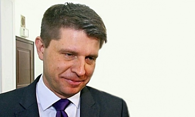 Petru wprowadza nową partię