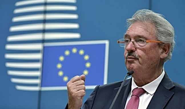 Minister z Luksemburga ostro krytykuje Polskę