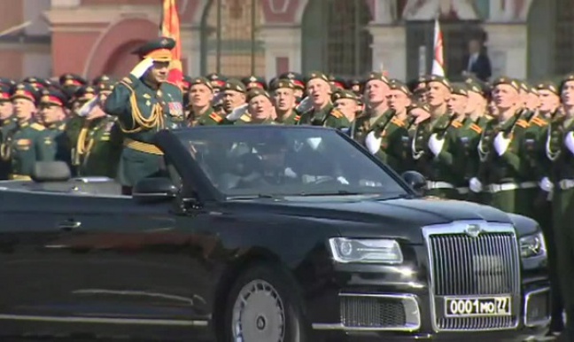 Plac Czerwonym w Moskwie. Próba generalna przed obchodami Dnia Zwycięstwa