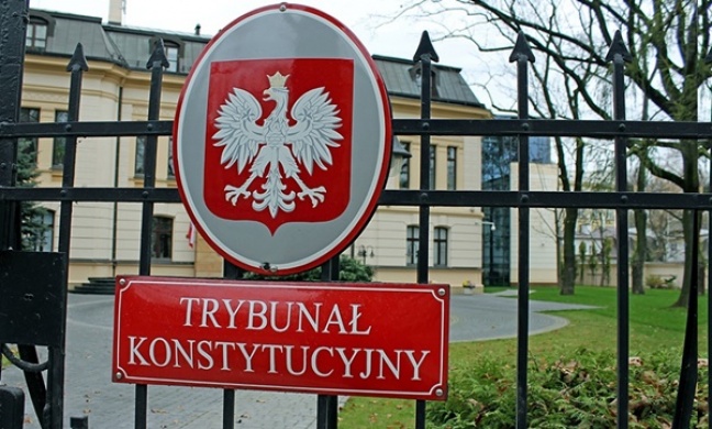 Dalszy spór o prezydenckie prawa łaski