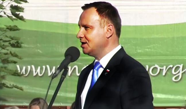 A. Duda &quot;Chcę, żeby Polacy mieli poczucie, że to ich konstytucja&quot;