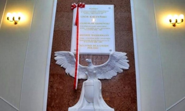 &quot;Chcą wygumkować z historii niewygodne postaci&quot;