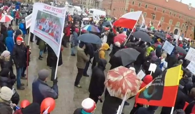 Demonstracja KOD w Warszawie