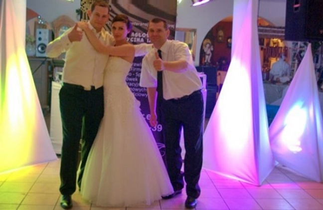 Dwudniowe wesela coraz bardziej popularne wśród polskich nowożeńców.