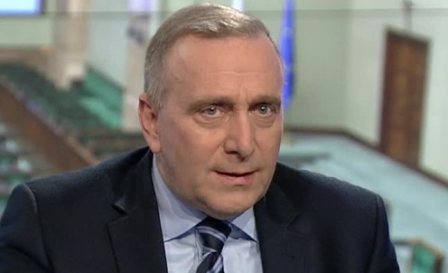 Należy pokazać Polakom problem z polityką PiS