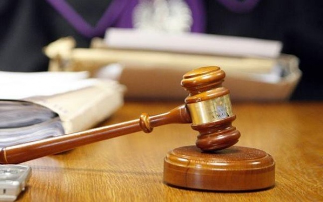 Niewinny, a jednak za kratami