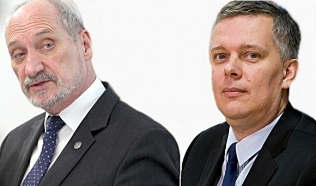 Kontrowersyjny wpis szefa MON na Twitterze