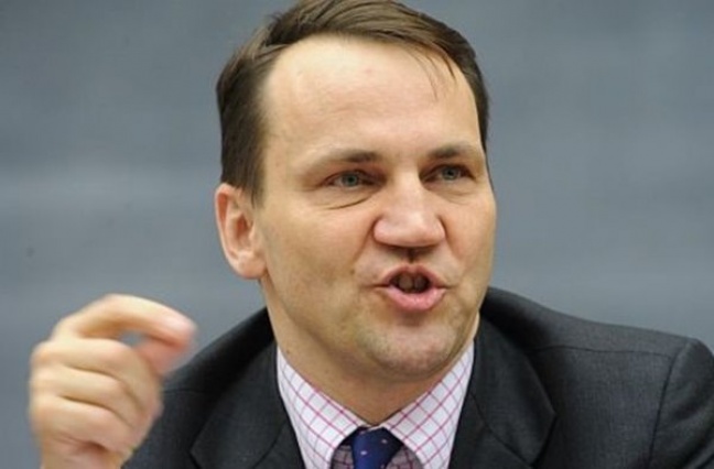 Pomysł z sejmowym e-mailem nie udał się Sikorskiemu