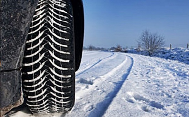 Bezpieczna jazda zimą, a opony