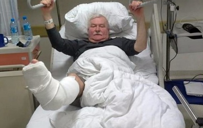 Lech Wałęsa leży w szpitalu