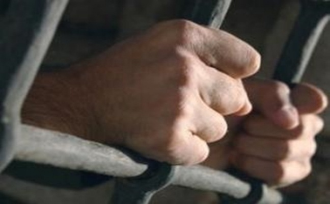 Polska to kraj więźniów i policjantów? 