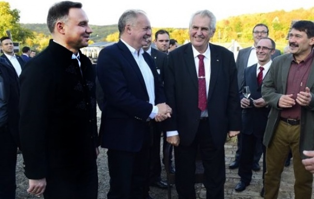 Prezydent Duda skomentował spekulacje na temat jego kurtki