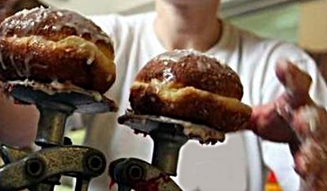 Jedzmy pączki od szefów podatku już nie zapłacimy!
