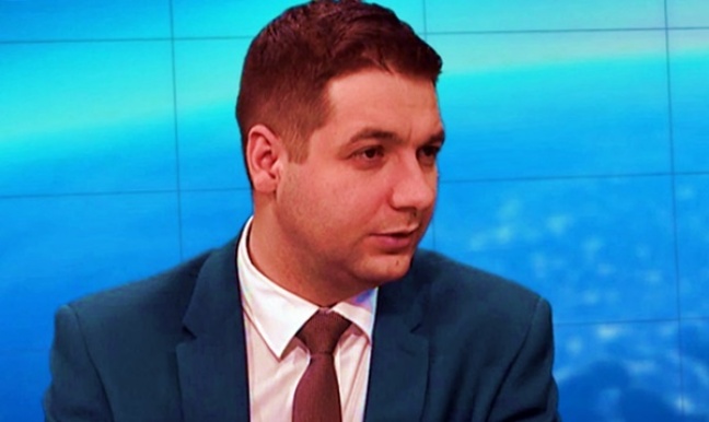 Wiceminister sprawiedliwości łatwo uderza w obcych przestępców
