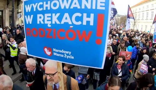 Ulicami Warszawy przeszedł Narodowy Marsz Życia