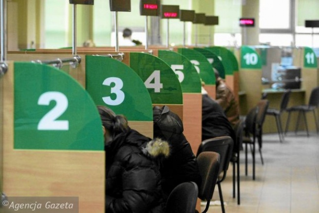 Analitycy chwalą rynek pracy - bezrobocie to przeszłość?