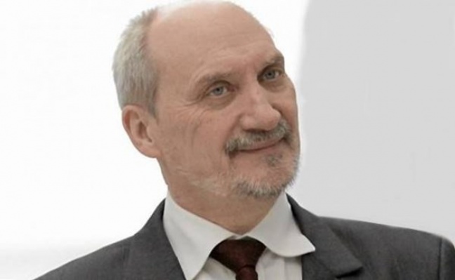 Wniosek ws. wotum nieufności dla Macierewicza